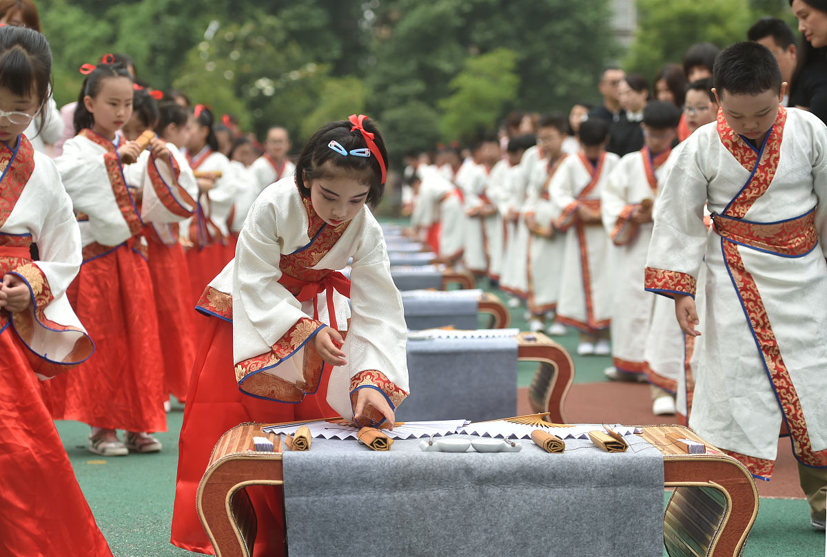 广安大川铁路运输学校生老师QQ及电话
