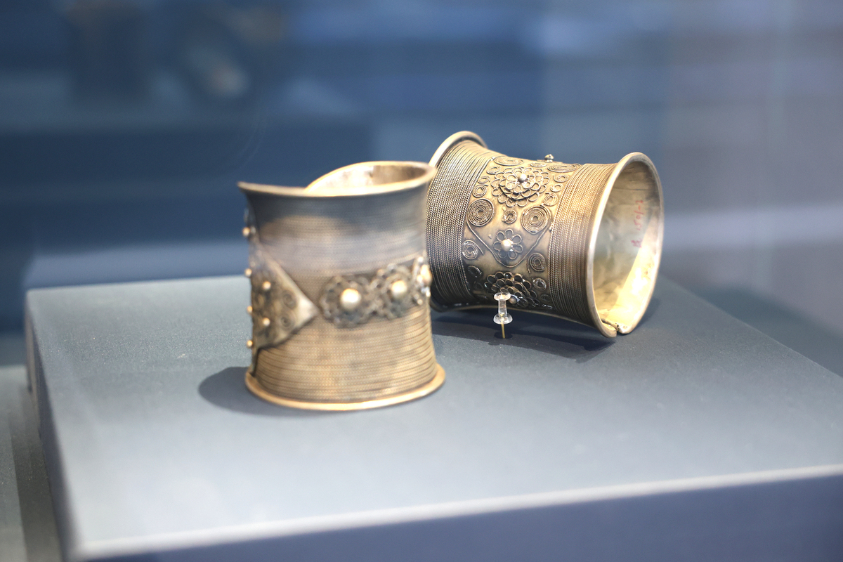 紫金风磨铜祭祀五件套历史上有吗 用250字帮我描述