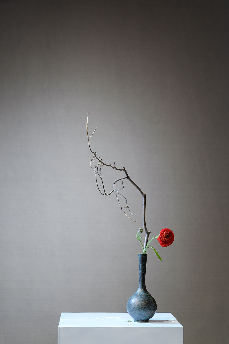 插花艺术与中国哲学的深层联系：从道家到五行