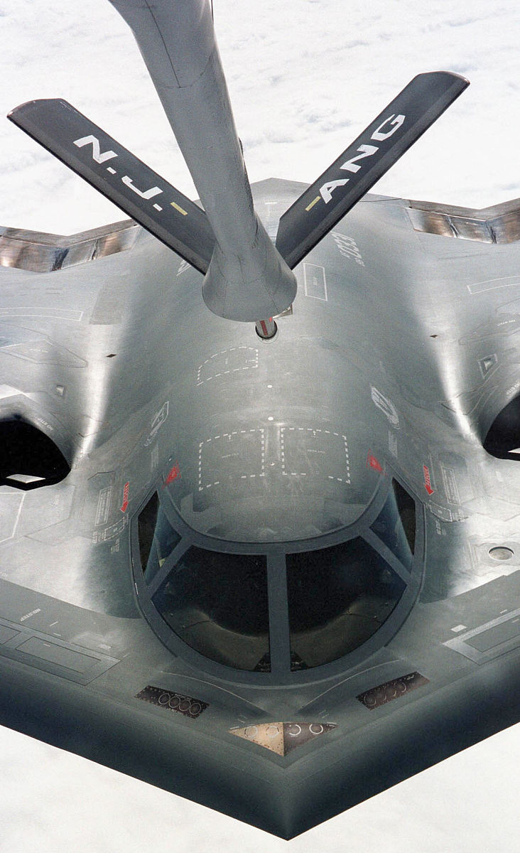 9单选题1世界上唯一的隐身轰炸机是 。AB-1B枪骑兵BB-52同温层堡垒TU160海盗旗DB-2幽灵