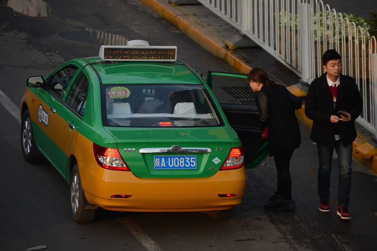 模范出租车：安全、舒适、可靠的出行选择