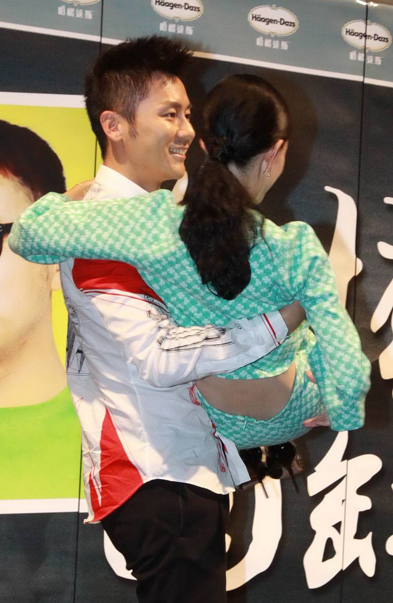 2013年08月25日,北京,微电影《因情圆缺2:代理相亲》首映发布会举行.