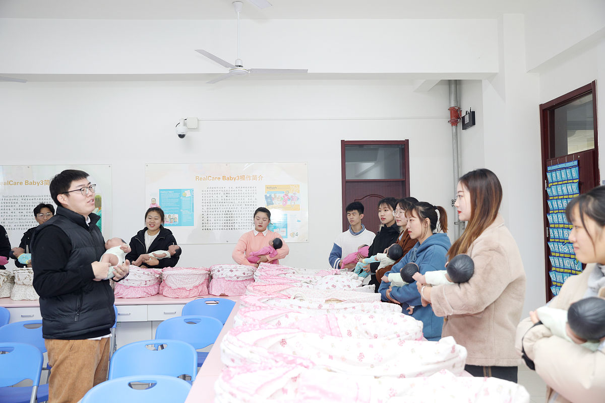 囊阳市护理学校健康信息管理专业：培养未来健康信息管理人才