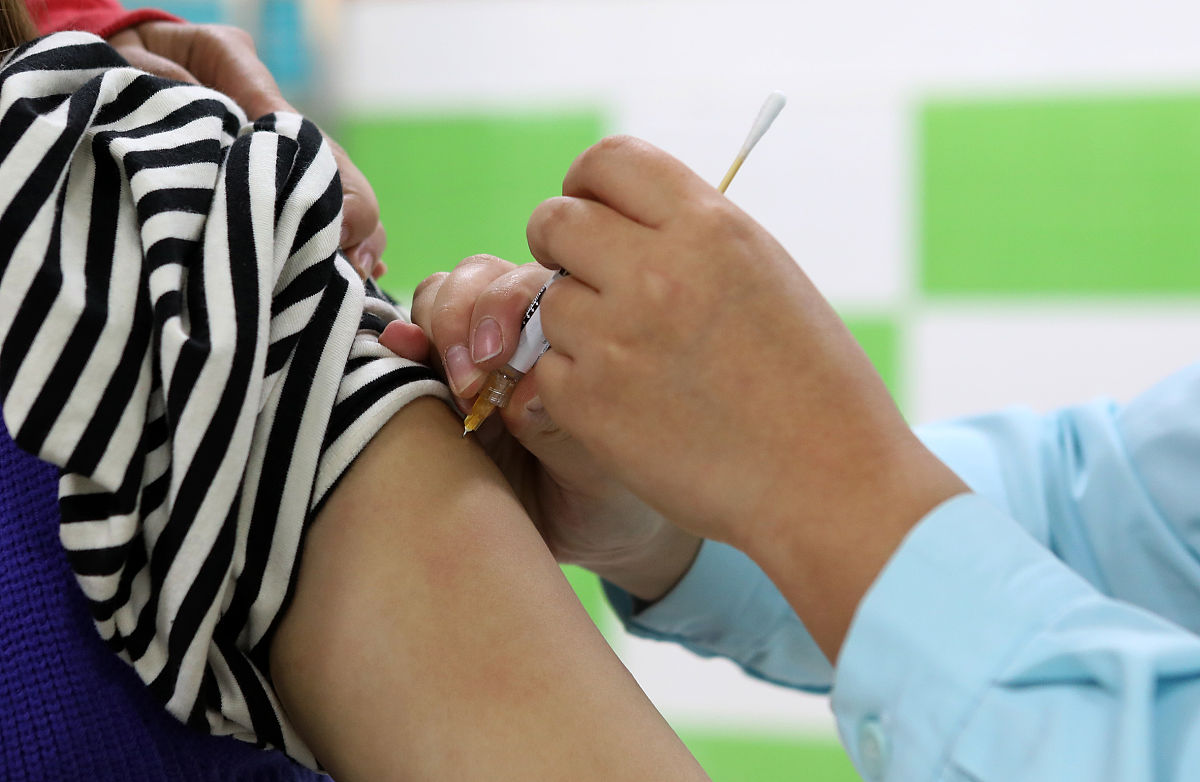 我该如何帮我的女朋友抢到九价疫苗 没有渠道