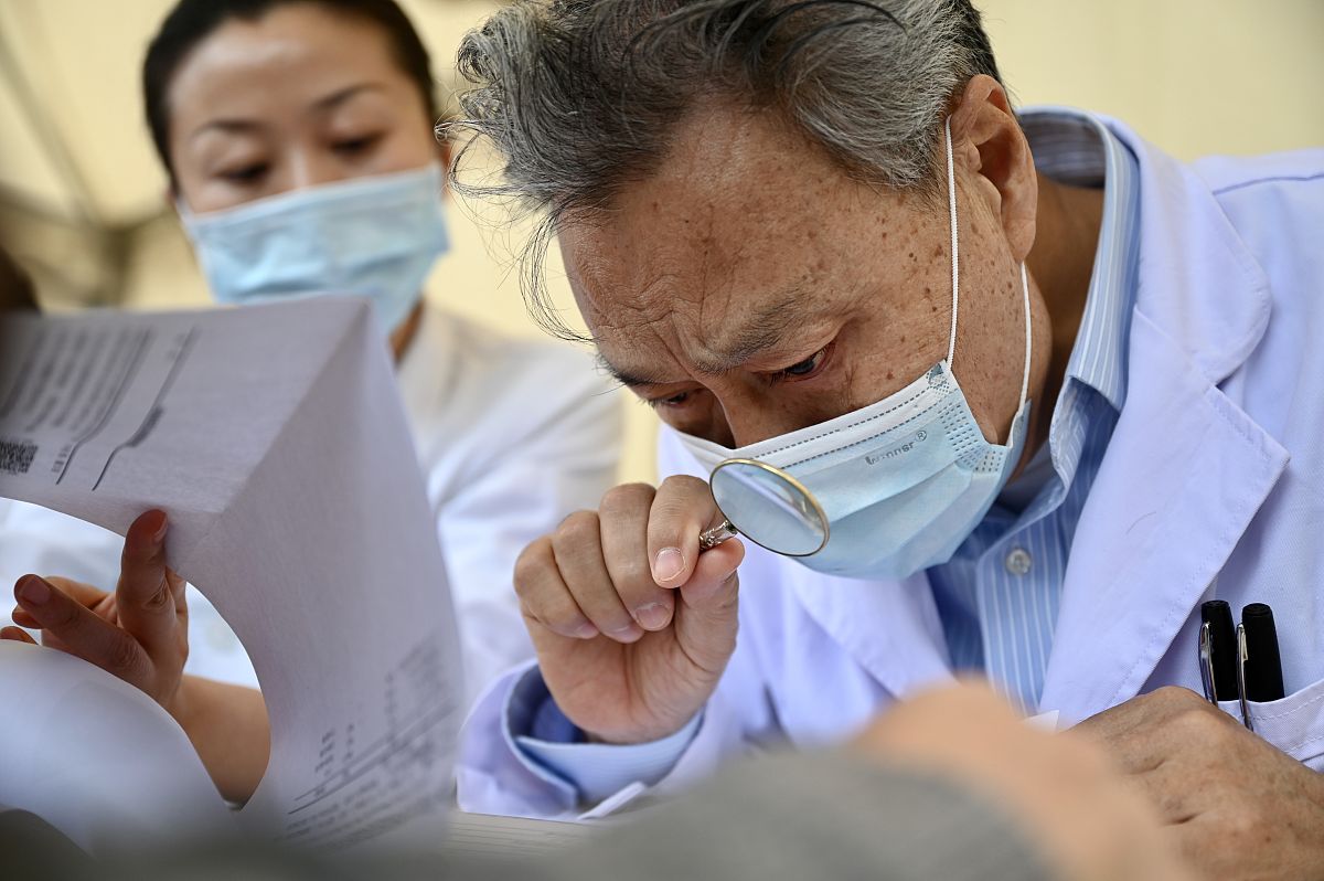 医学类专业分数线及就业前景分析：哪个专业最热门？