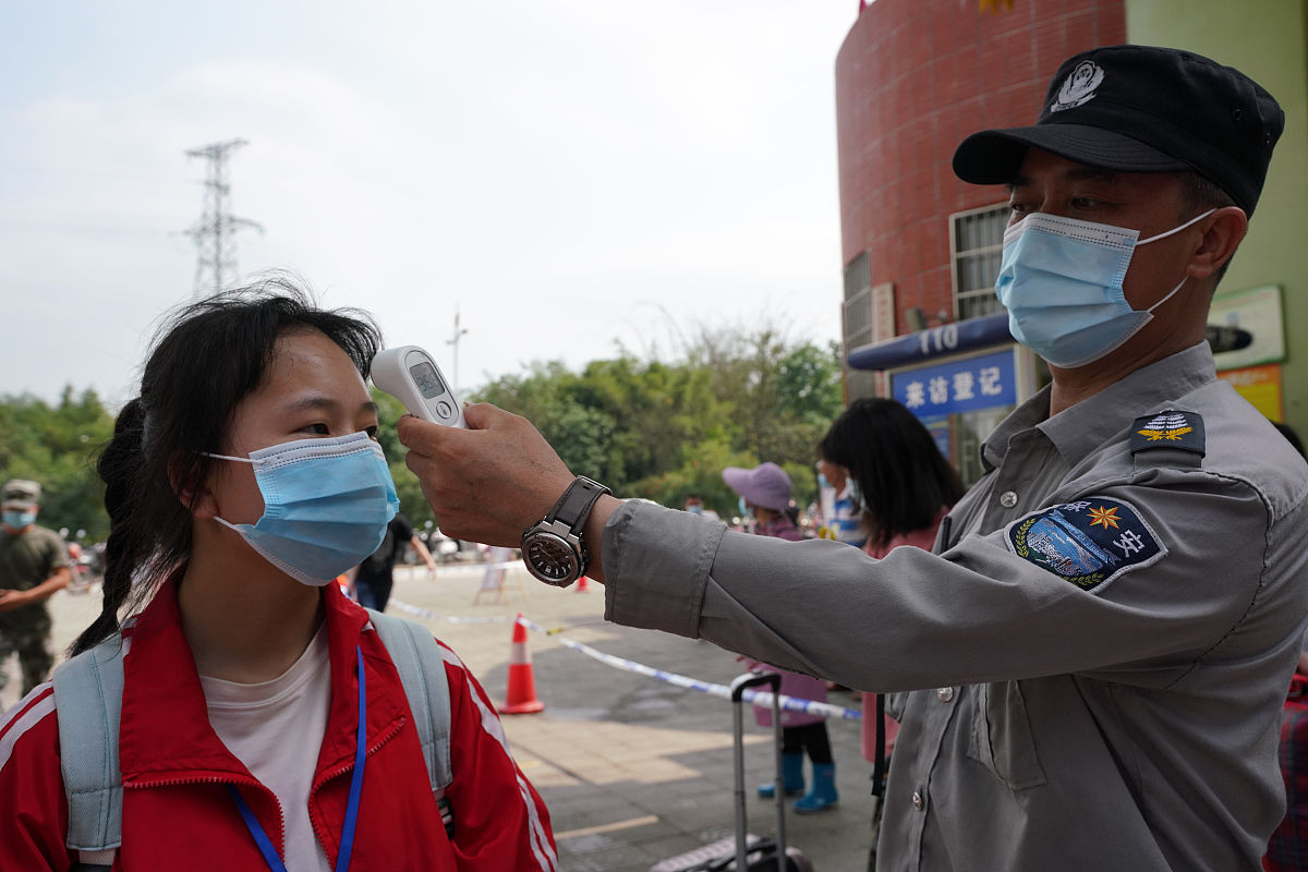 广西纺织工业学校服装设计与工艺专业就业前景分析