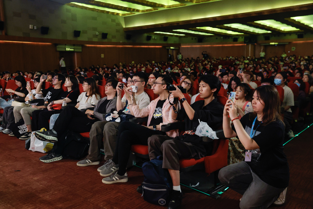 本次活动现场气氛热烈大家都积极参与