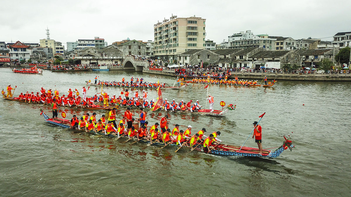 温州首届村居龙舟对抗赛：延续亚运激情，燃动龙舟名城