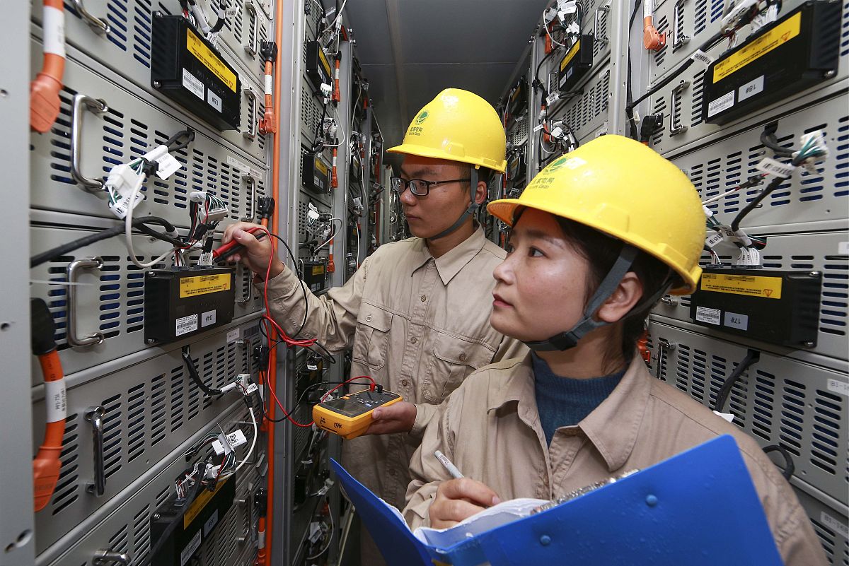 储能行业电气工程师职业前景分析：市场、技术、政策与可持续性