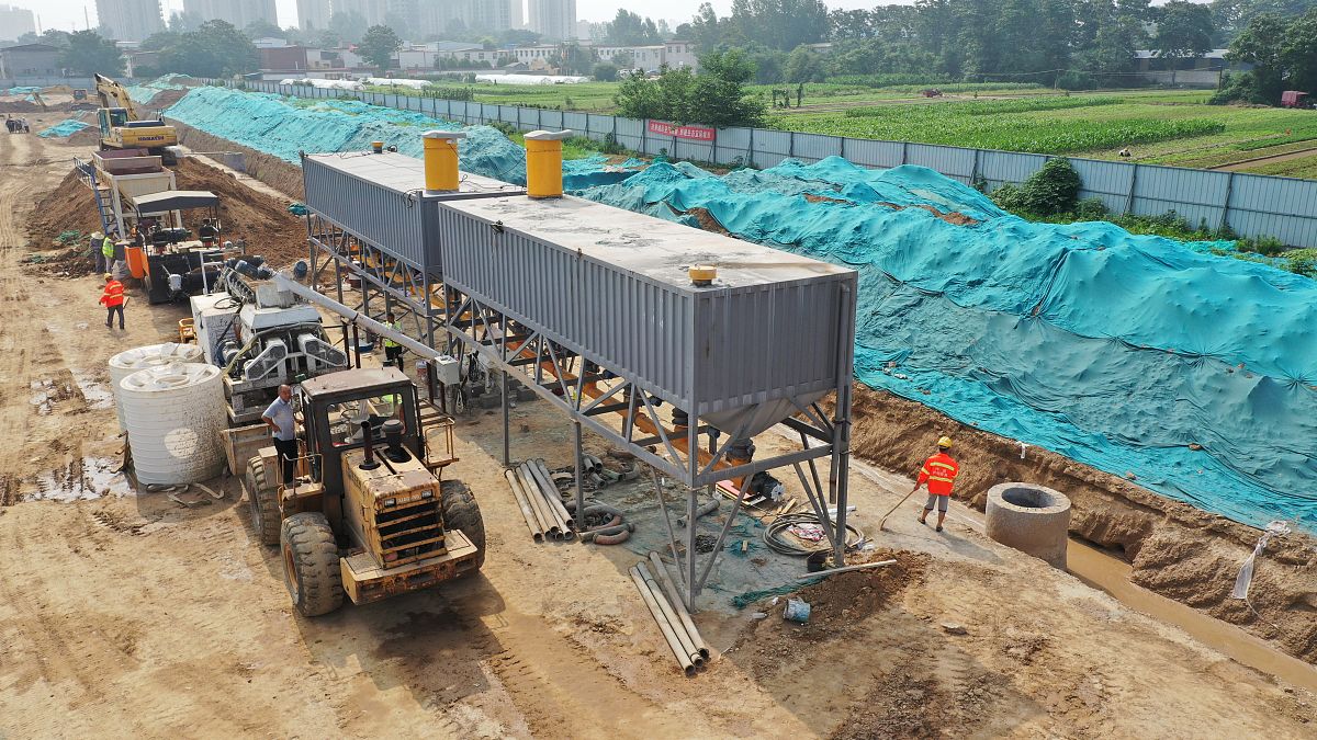 UV胶固化原理：紫外线照射如何使UV胶快速固化？