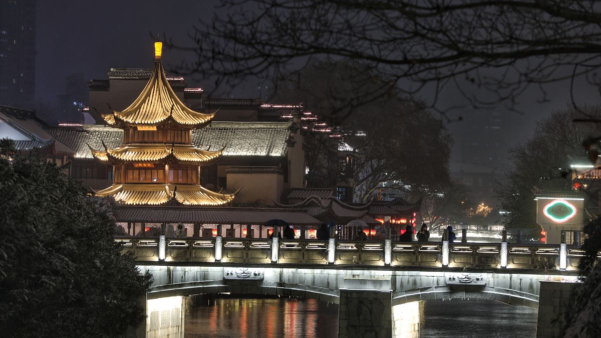 2020年12月29日,南京夫子庙,此时南京刚开始下雪没多久.一下雪,南京就