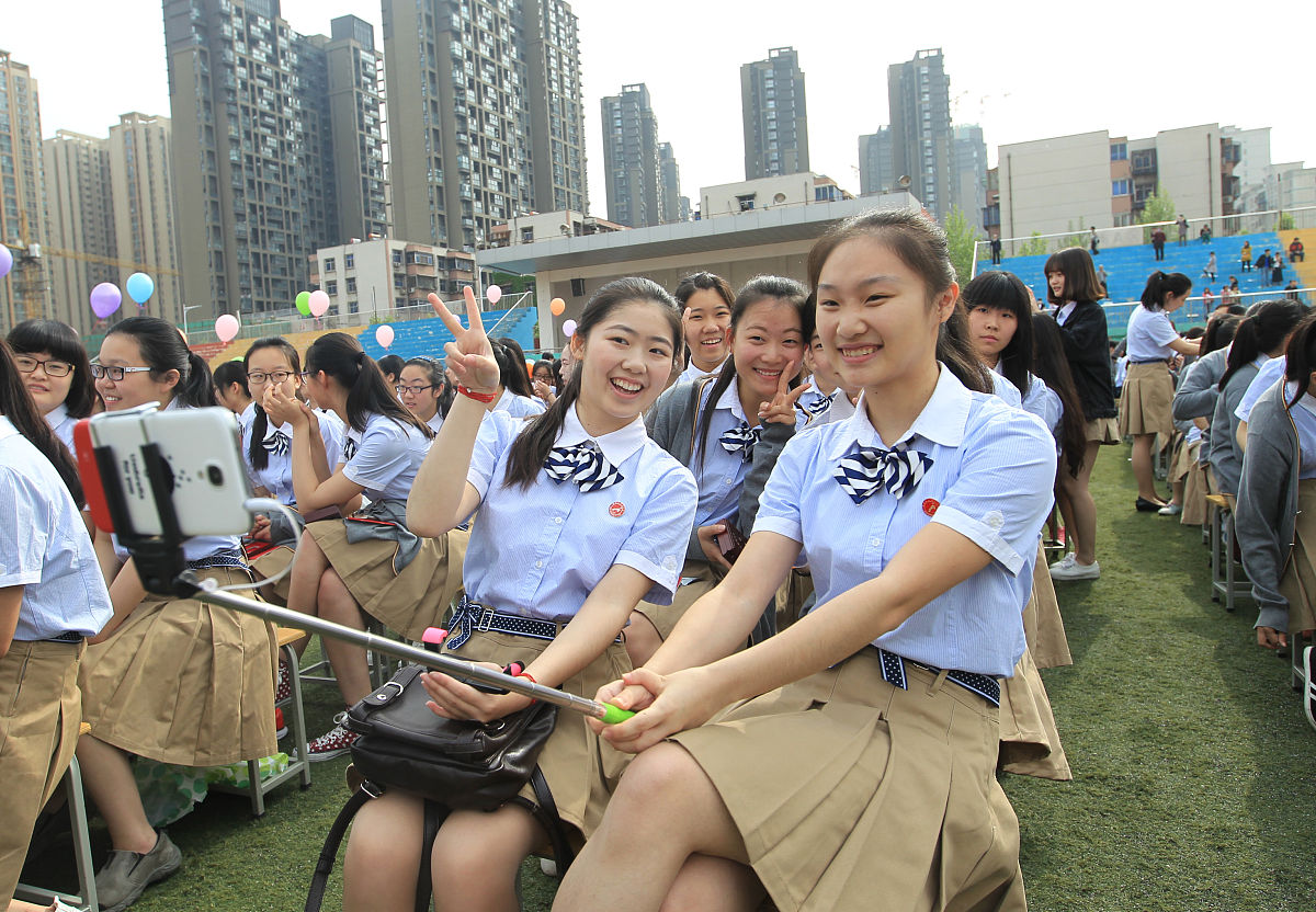 女生技校专业选择指南：热门专业及发展方向