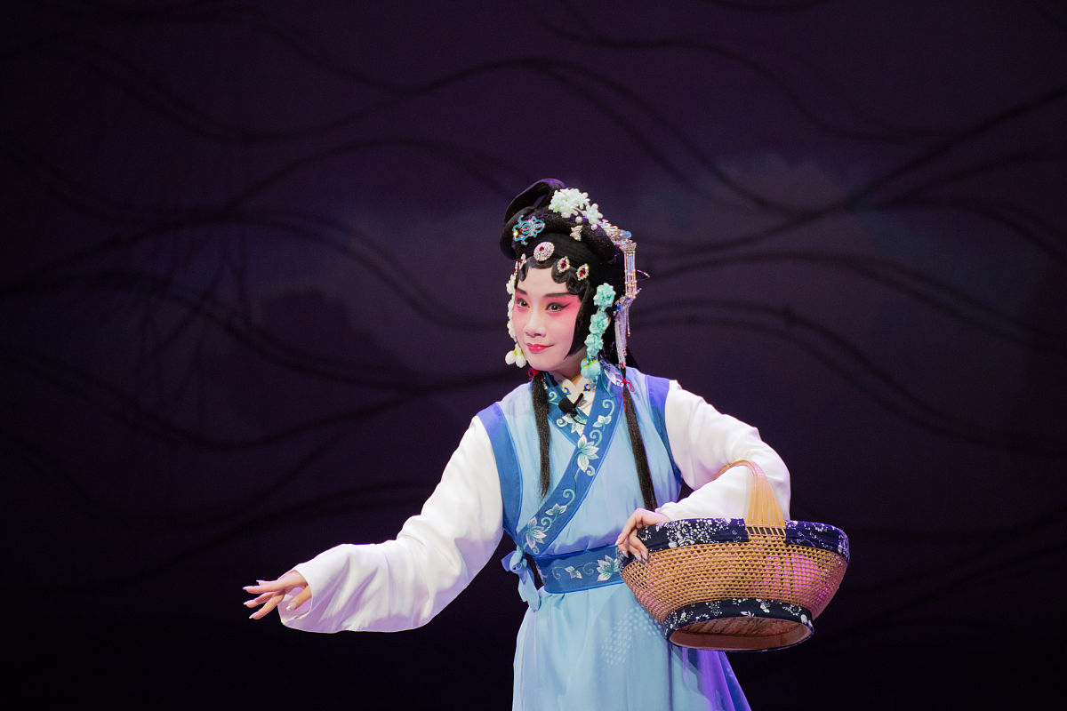 2020年10月31日,新版昆剧《浣纱记》在昆山大戏院公演,魅力昆曲一次次