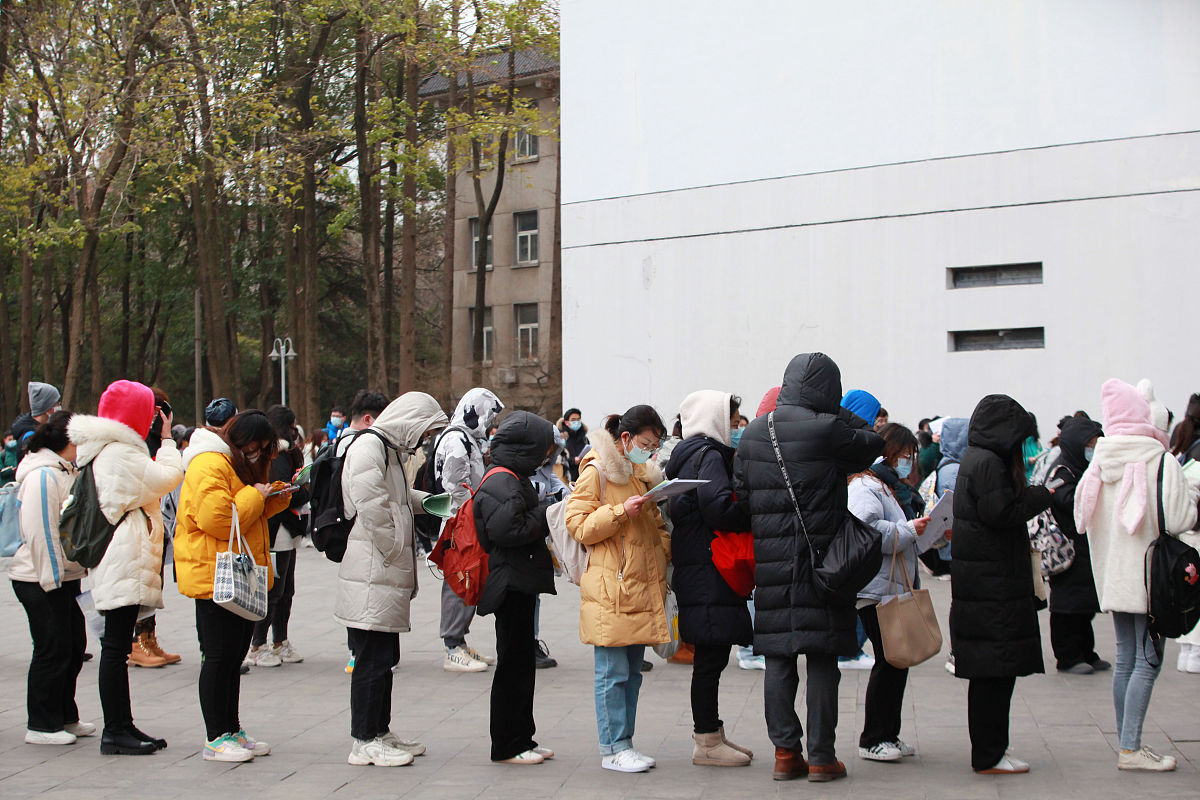 内江市第一职业中学招生要求：高吗？