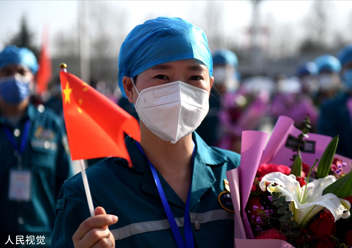 女护士在武汉支援感染新冠的故事5000字左右