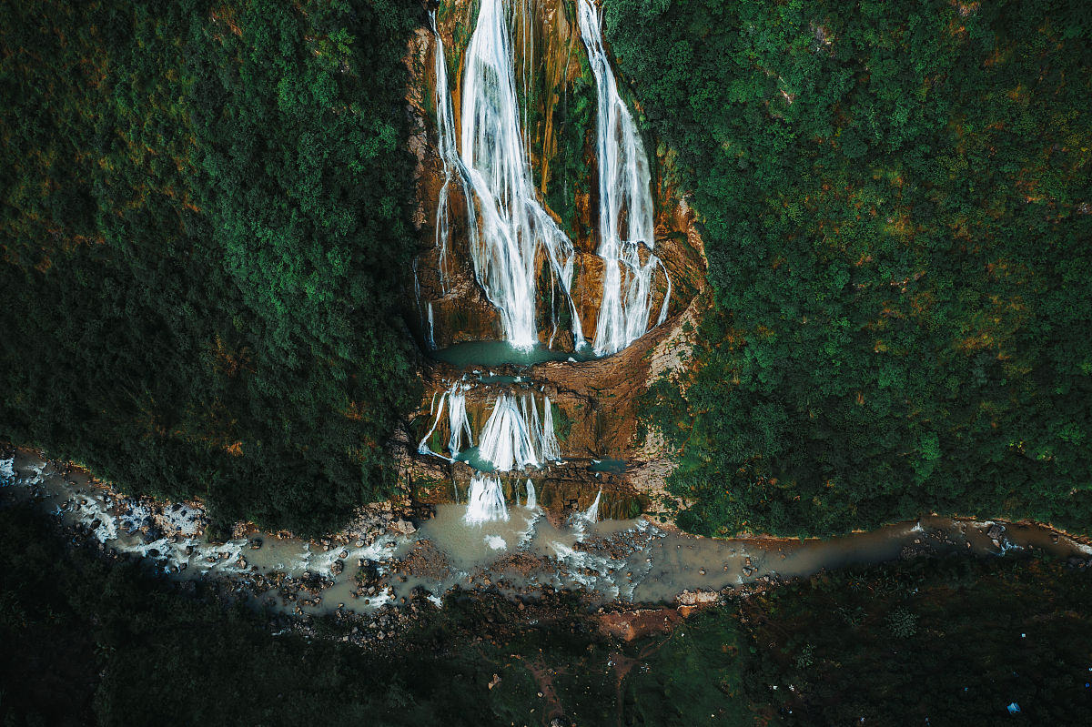 安顺民族中等职业学校2021年招生办联系电话