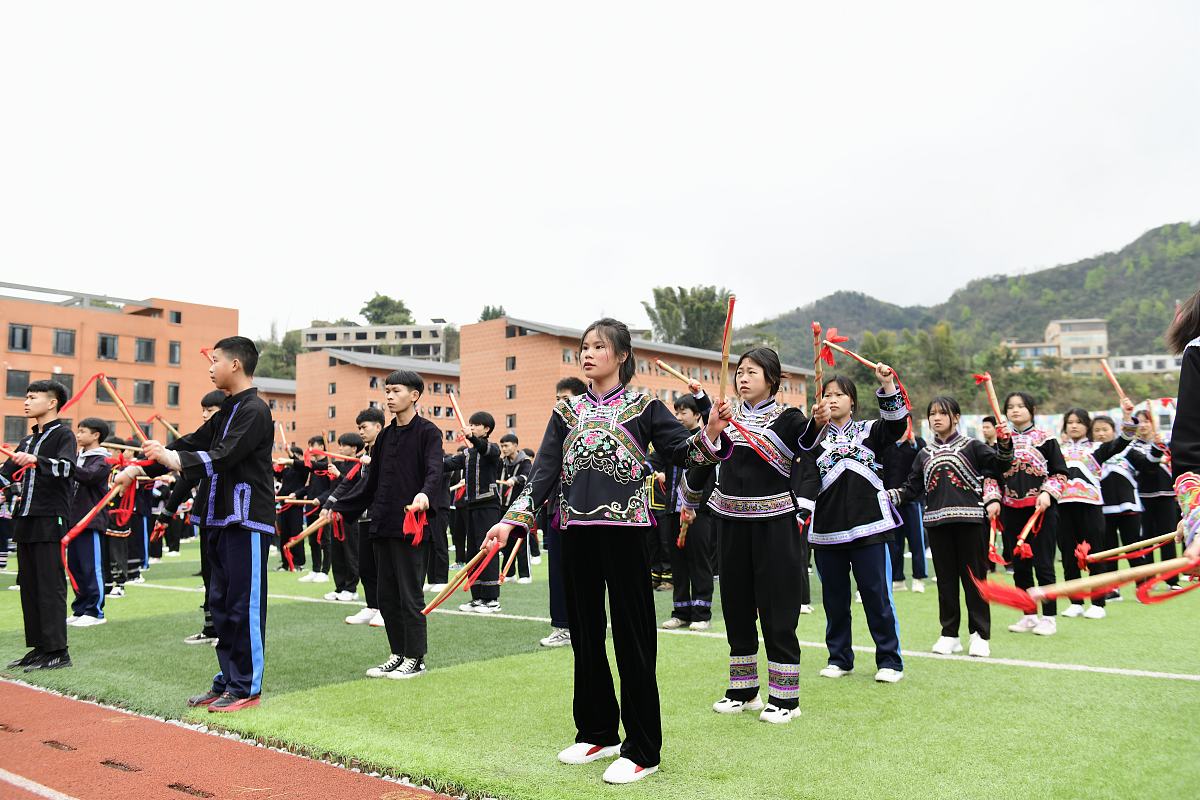紫云苗族布依族自治县民族中等职业学校中餐烹饪专业好不好学呢开设了哪些课程；：：；；第三件事输入分隔符################