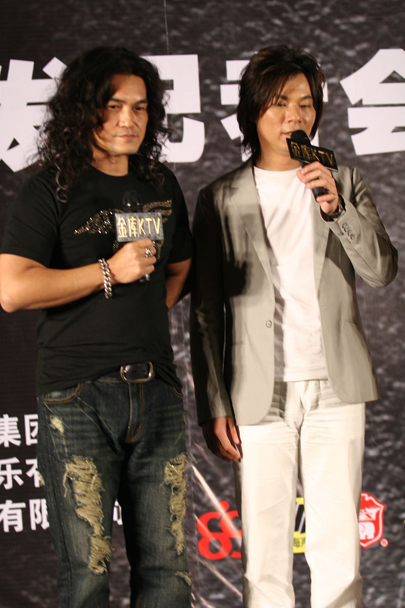 2007年6月6日,北京,杨培安演唱自己的新歌《我相信》.迪克牛仔+++_+++