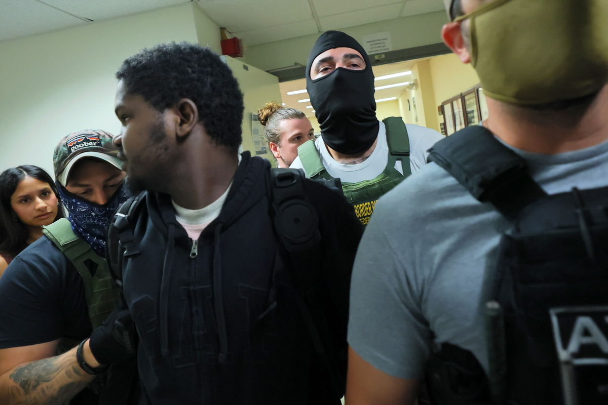 恐怖分子的组成是什么