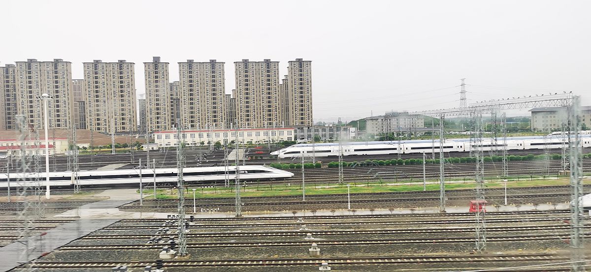 贵阳铁路学校解说成渝两地将正式跨入高铁时代