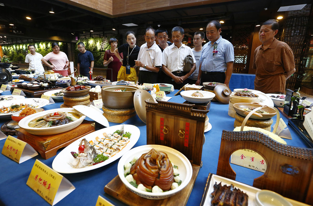 马汉全席什么意思