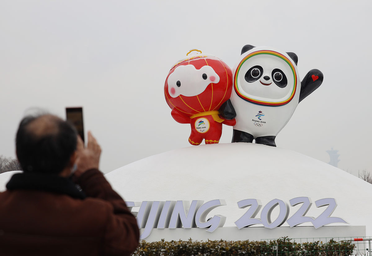 冰墩墩热度下降原因分析：时间、竞争、疫情和营销策略