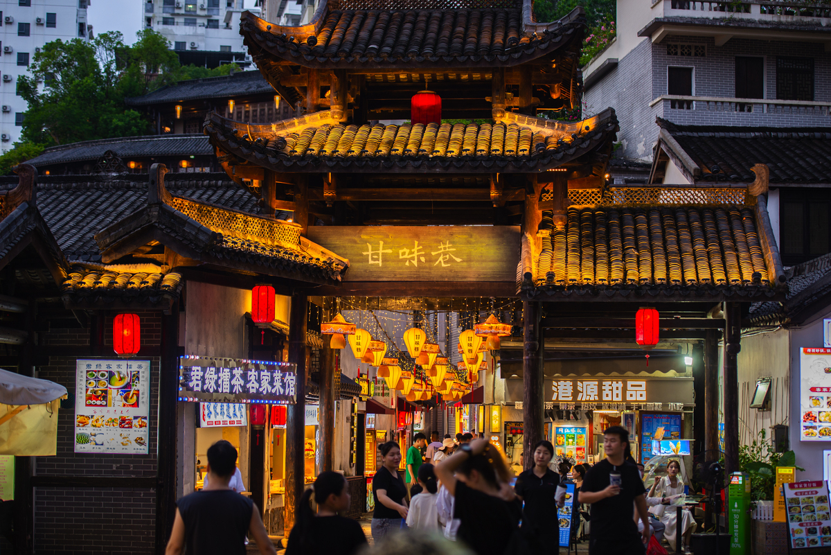 眉山市旅游攻略：景点、特色美食、未来发展全解析