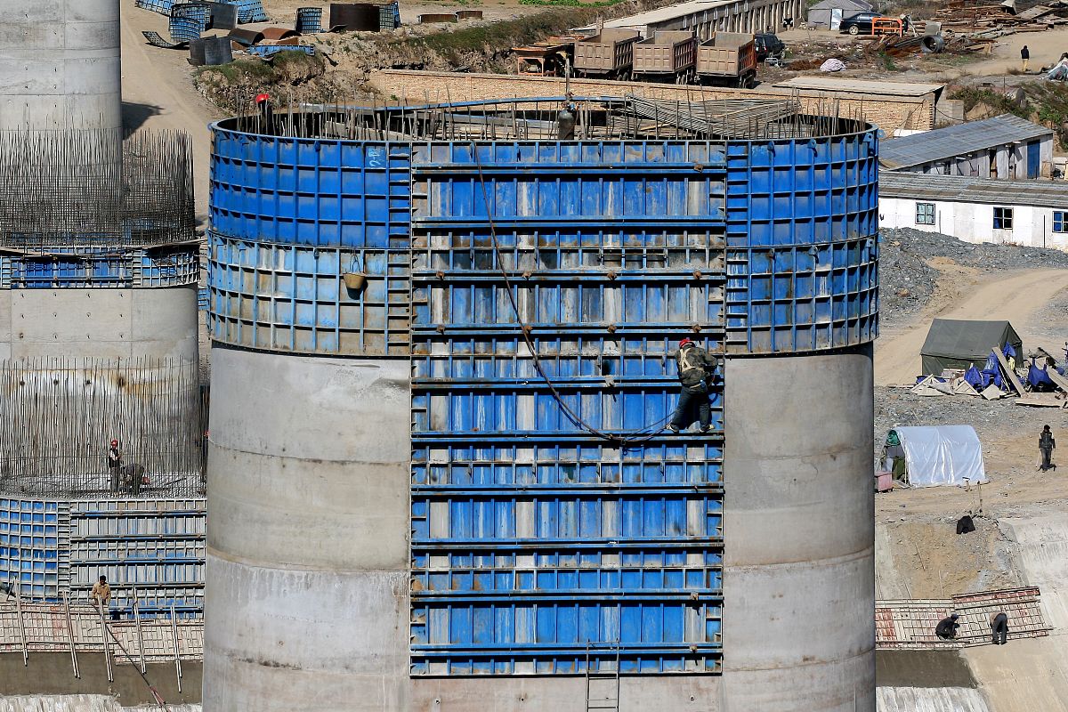 甘肃职高和铁路学校区别：招生、课程、就业解析