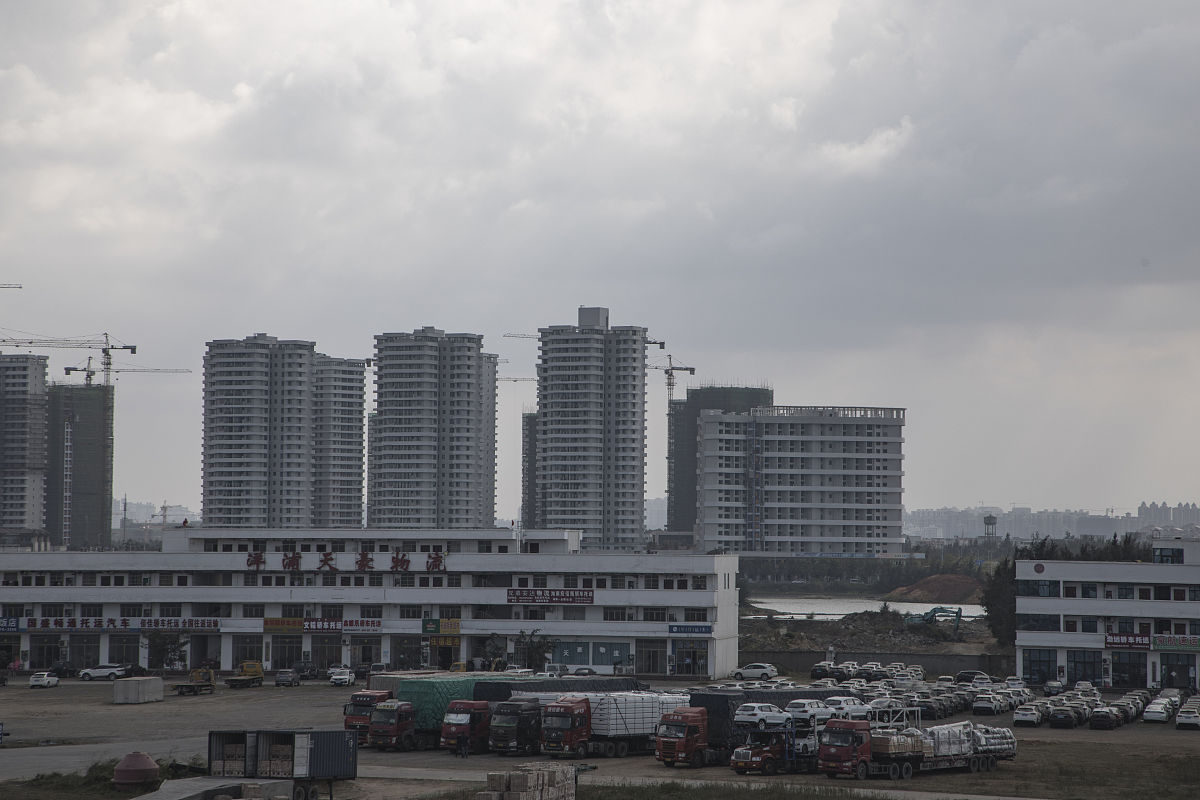 2023年海南房地产市场背景分析