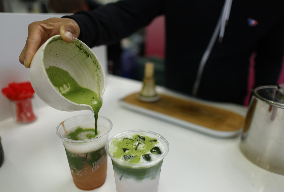 10条抖音文案：夏日必备抹茶生椰，好喝椰！