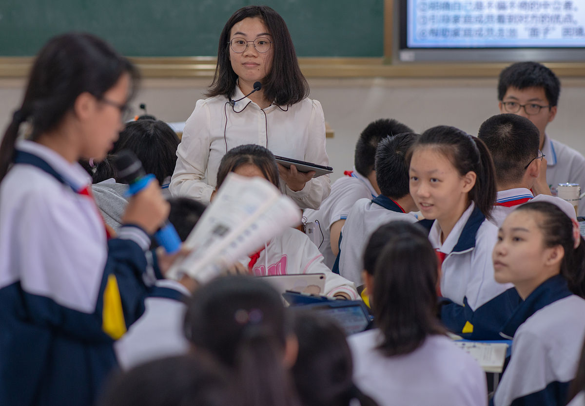 初中道德与法治微视频制作素材宝库：央视节目免费下载！