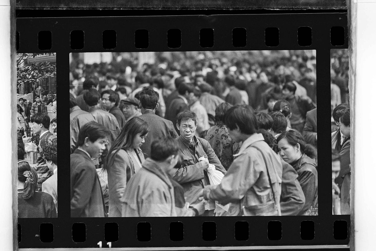 九十年代中国礼堂有投影仪吗？