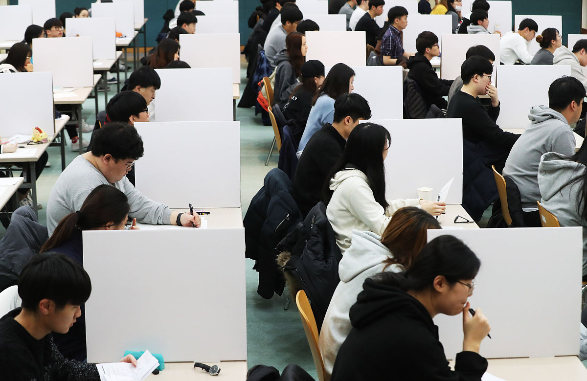 关于人事考试考点考务管理工作实践的研究方法