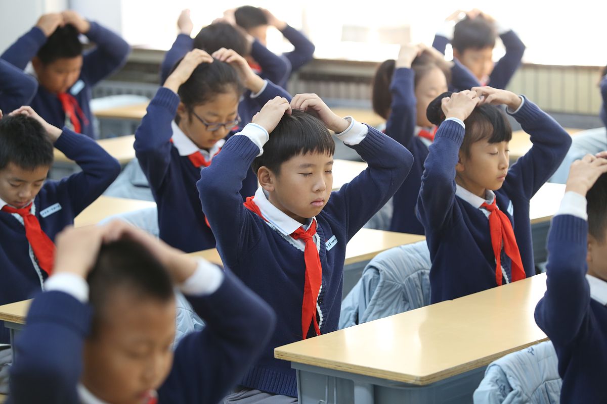 请600字博客文章主题是：快速恢复视力