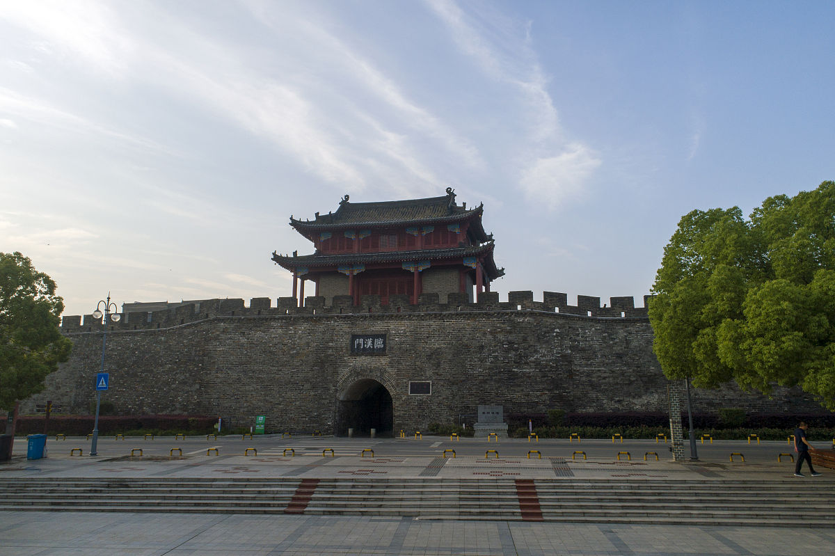 襄阳旅游服务学校2023年开设有哪些专业