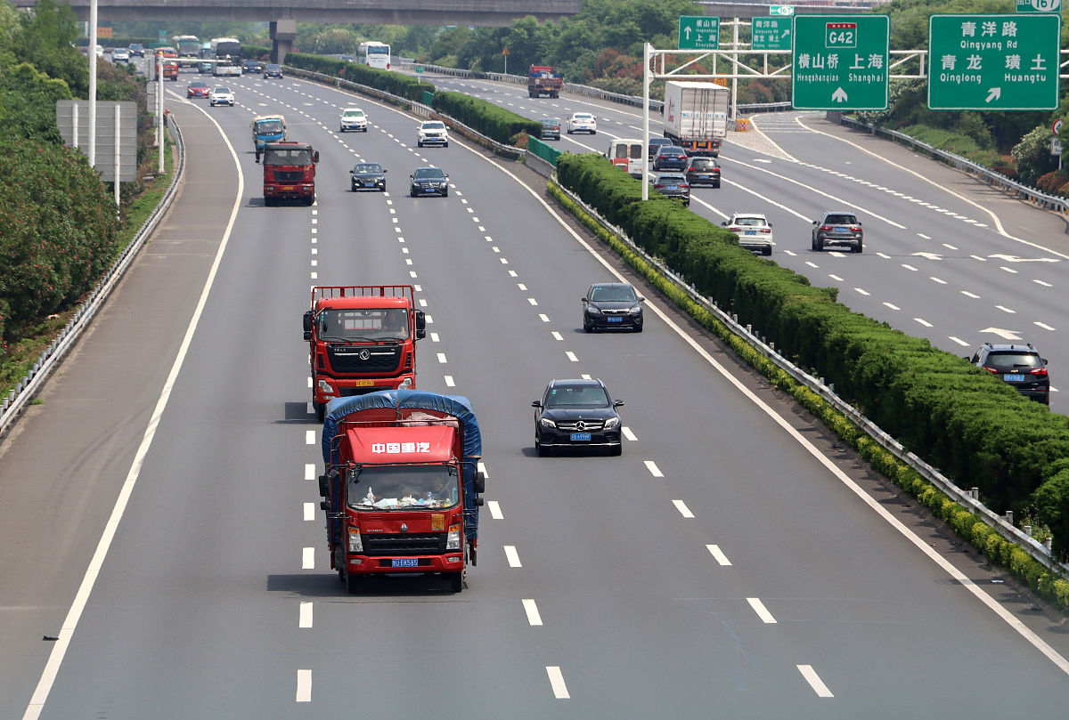 高速公路上能过什么车