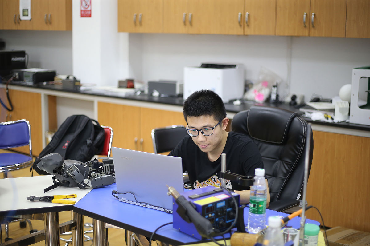 2018年4月20日,四川大学代表队获2018年robocup机器人世界杯中国赛一
