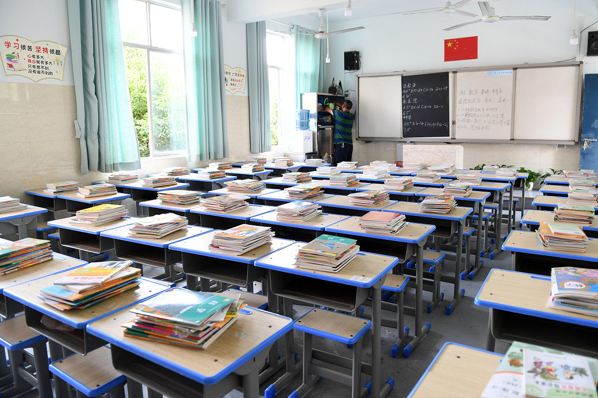 教学楼：知识的殿堂，梦想的起航地