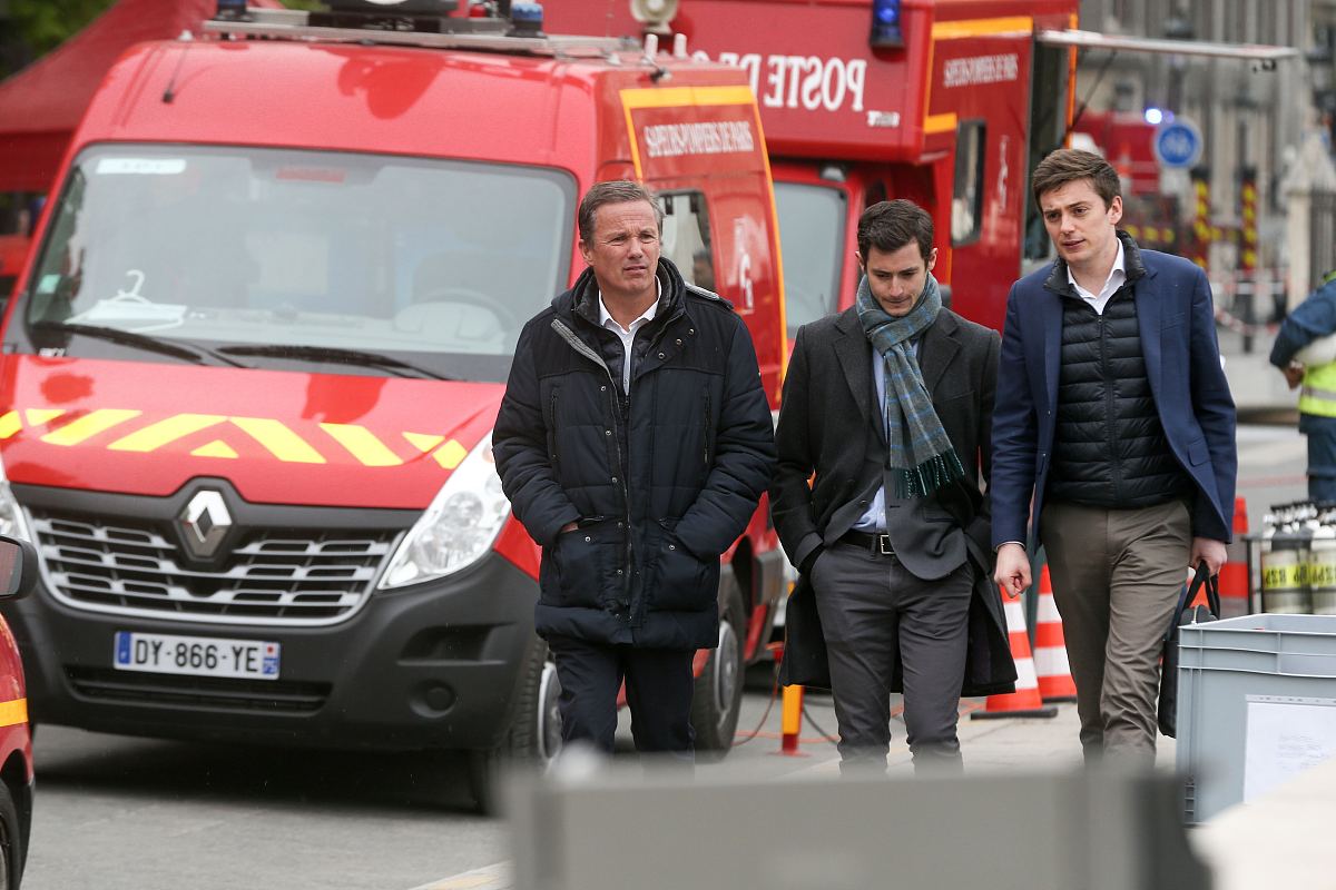 以史为鉴，开创未来：我对《历史》的思考与感悟