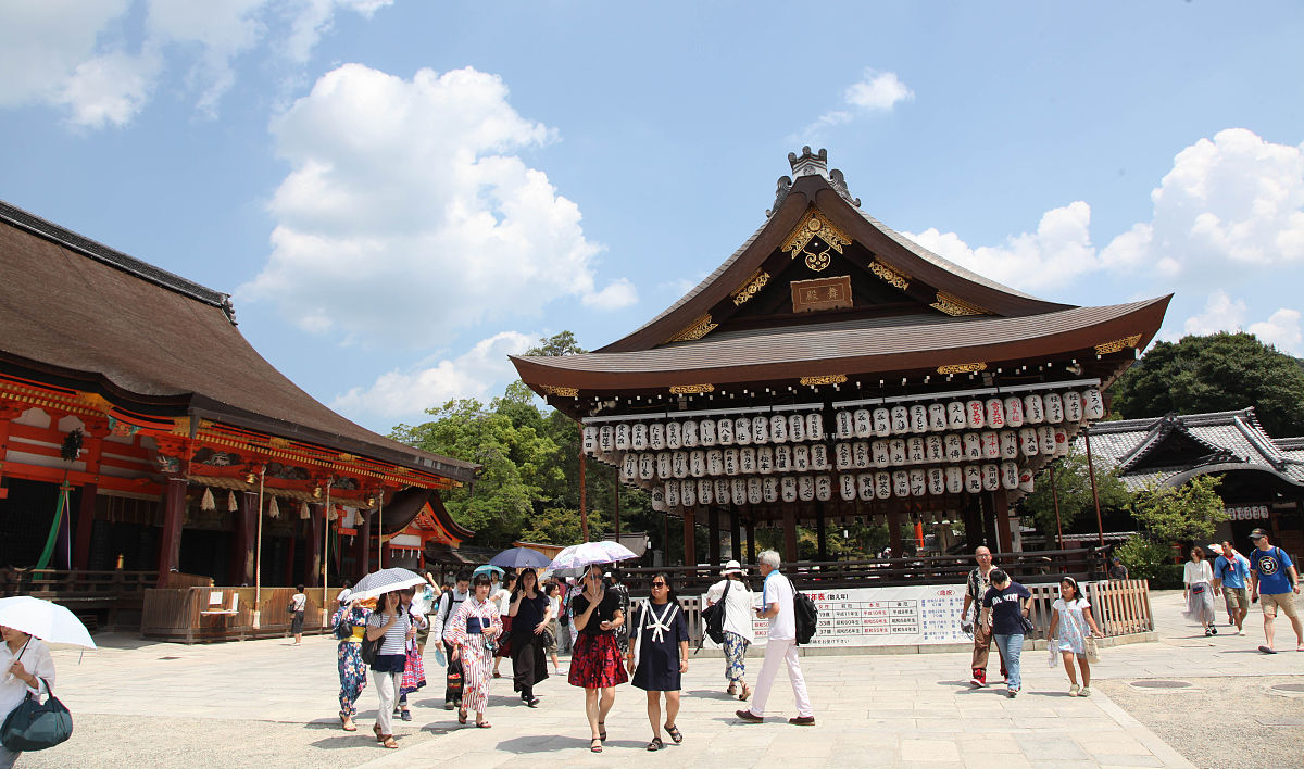 从多神教到基督教的过渡中斯拉夫民族的心态发生了何种转变？