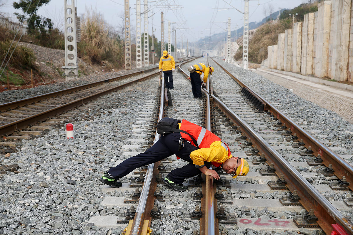 重庆2020年读铁路学校后悔了