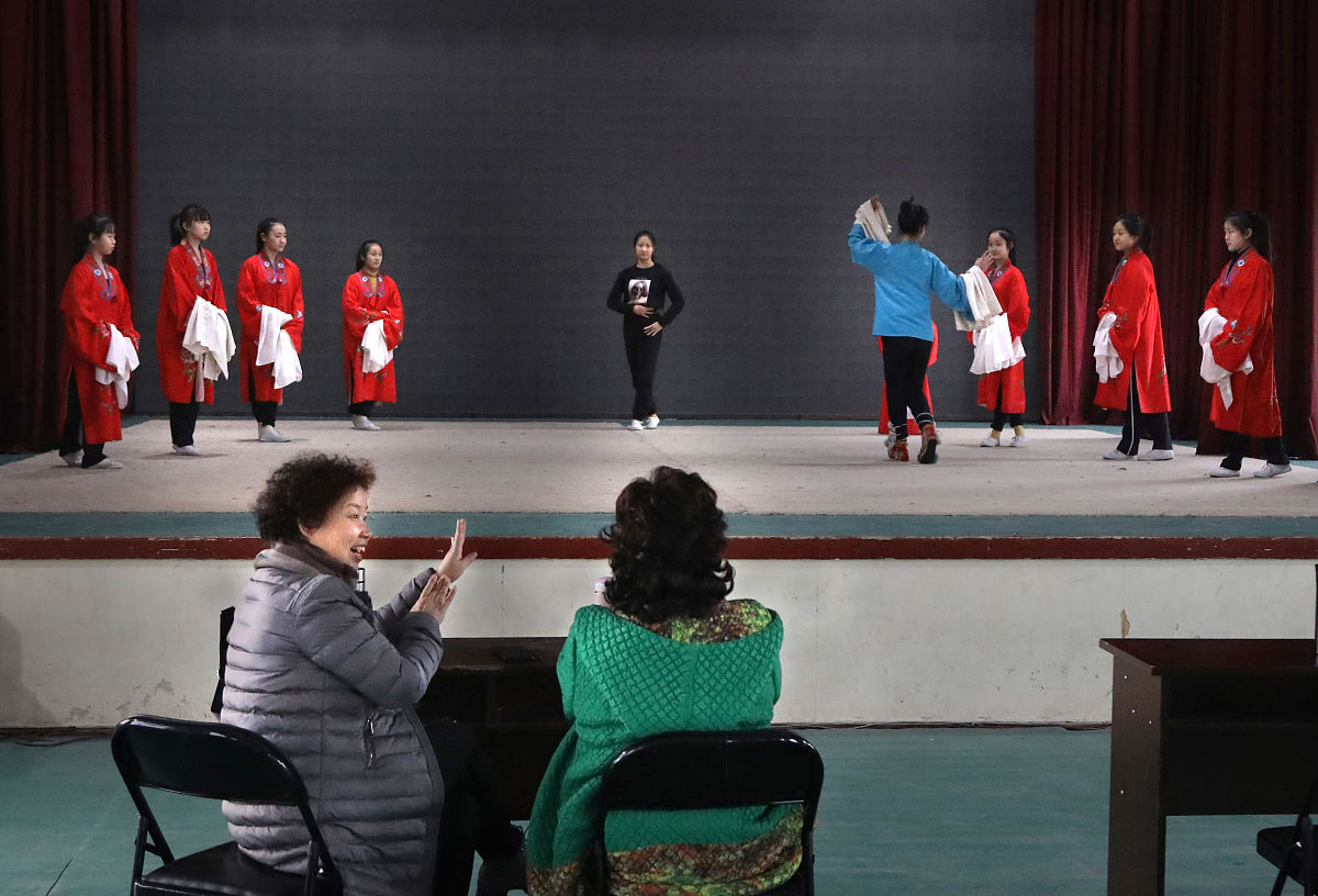 学曲艺后悔？曲艺专业：残酷现实与梦想的抉择