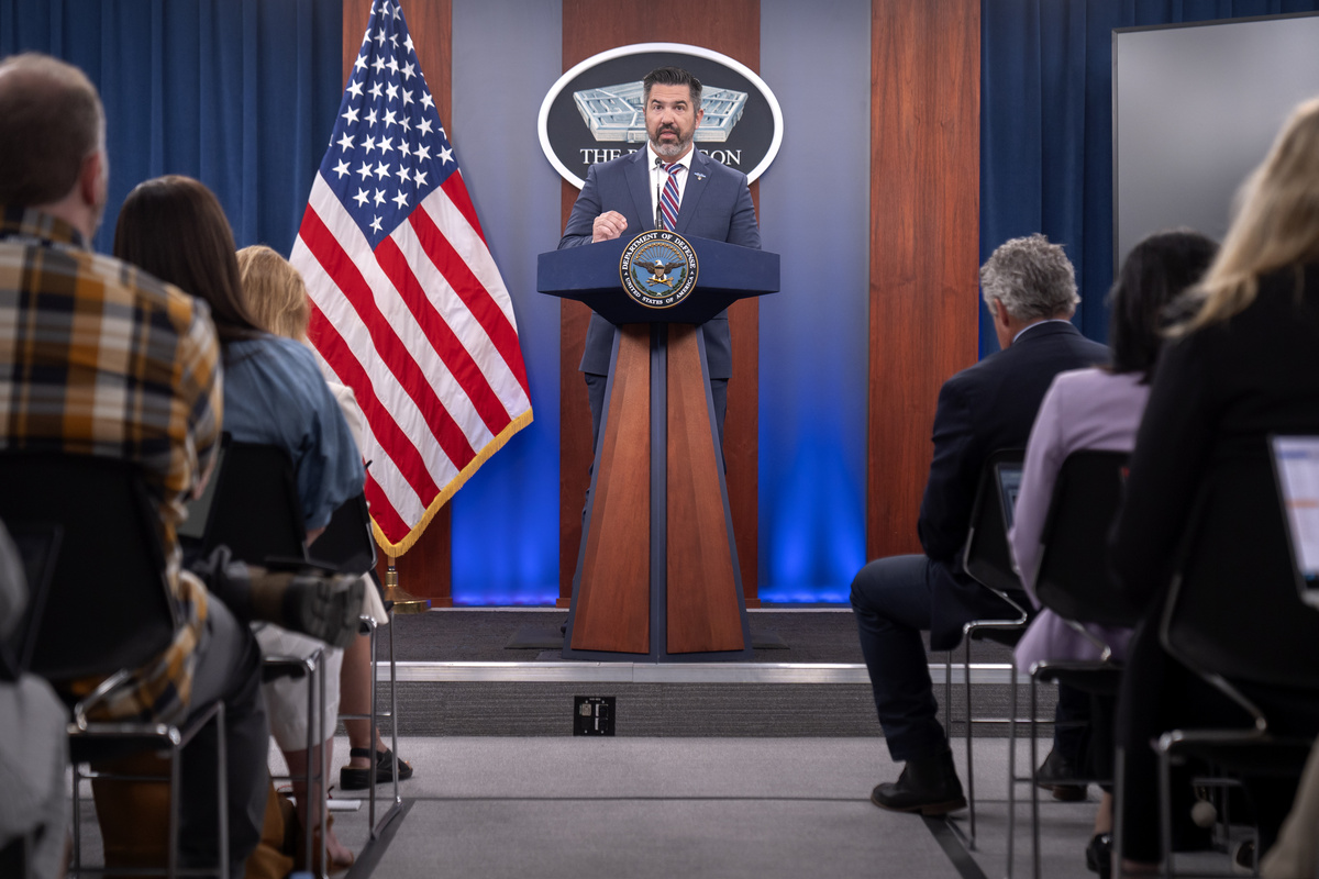 美国现任总统是谁？ - 查询最新信息