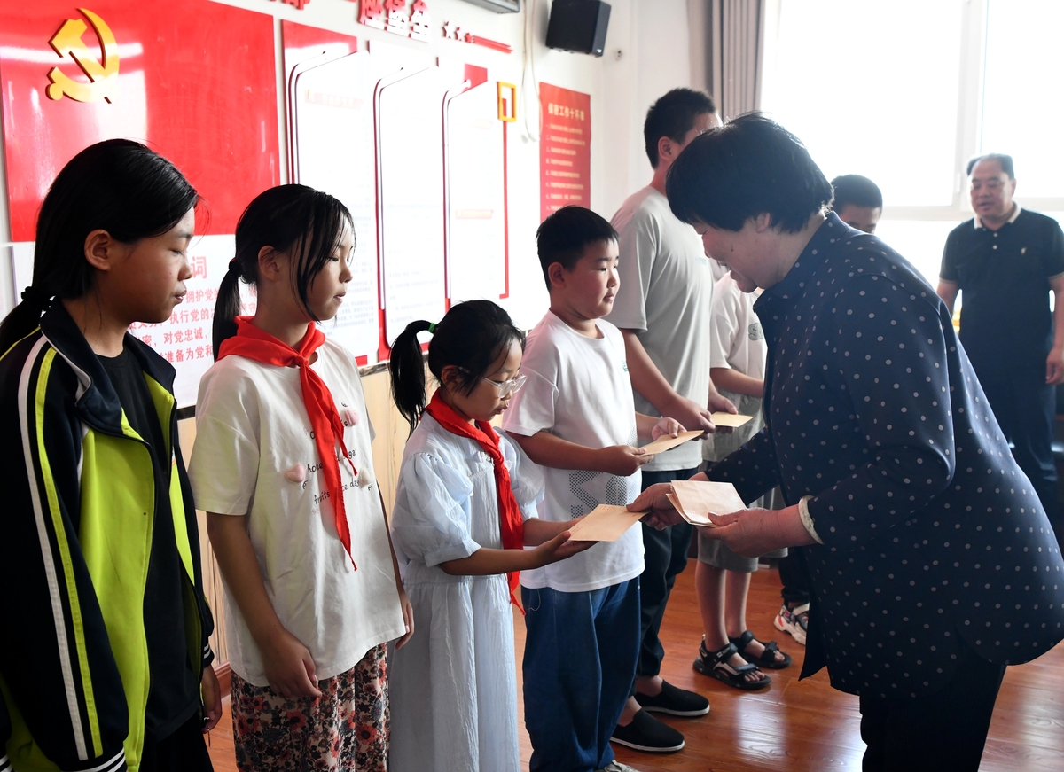 思政课活动设计：学生家属采访收获与方向确定