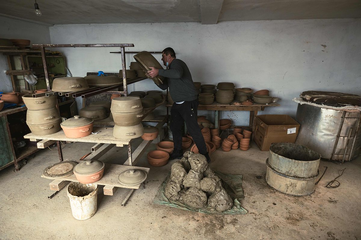 陕西华山烹饪学院招生简章 - 培养你的烹饪梦想