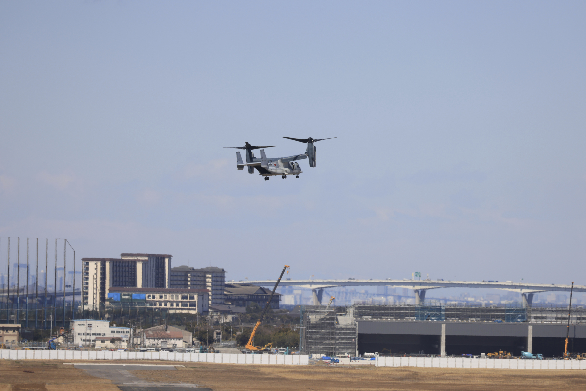 无人机货运物流首飞成功