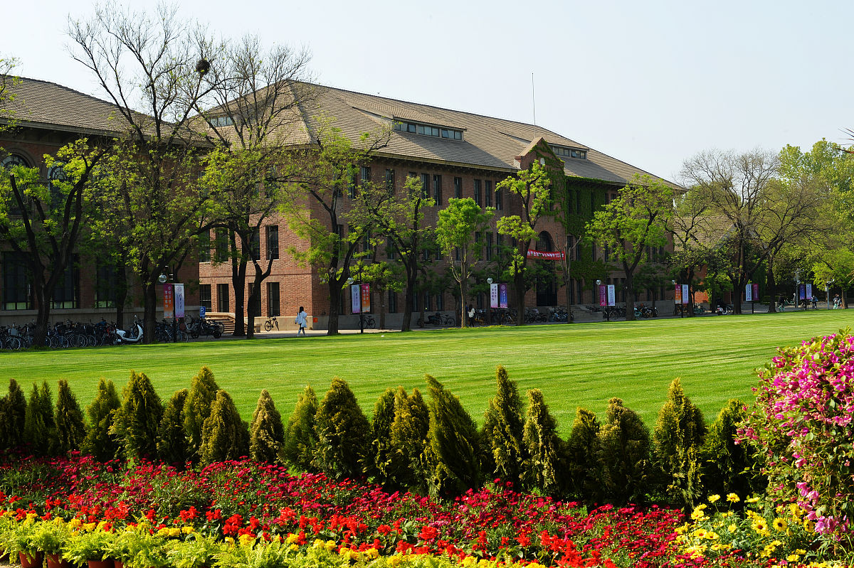 2021年04月20日,北京,清华大学早期建筑.