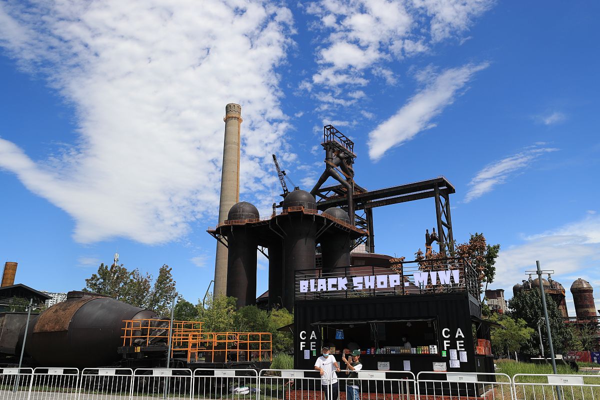 首钢水钢中等专业学校钢铁冶炼专业可以选择哪些就业方向