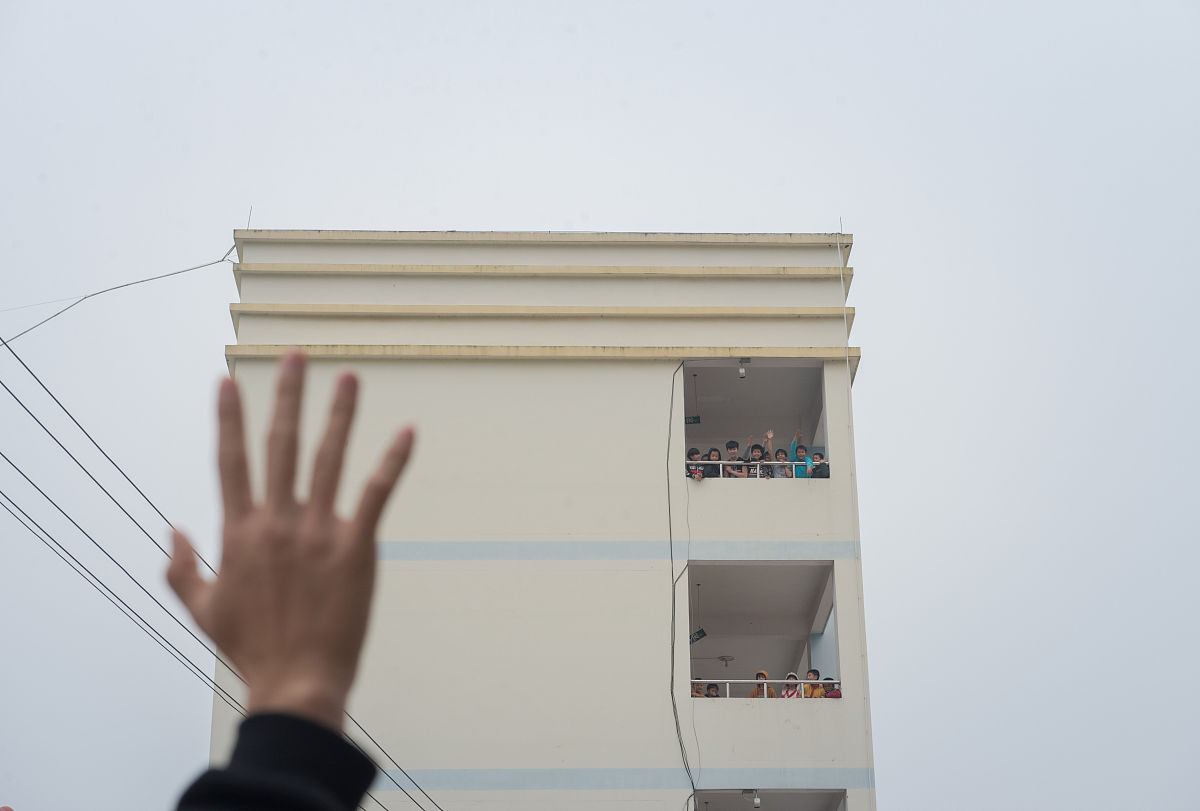 向学校借教室发送短信的必备信息