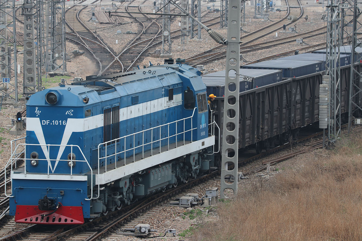 江苏400分能上铁路学校吗？- 录取分数线及报考建议